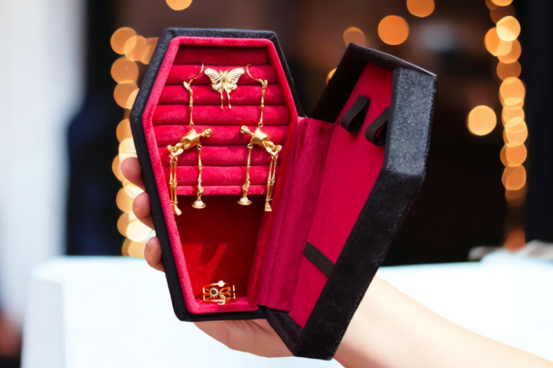 Coffin Jewelry Box